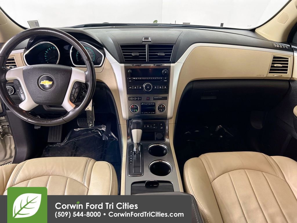 Used 2011 Chevrolet Traverse LTZ image 7