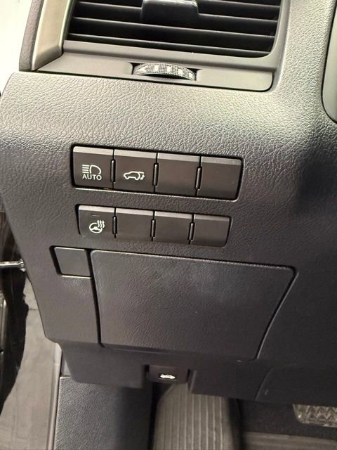 Used 2021 Lexus RX 350L Premium w/ Premium Package AWD/4WD image 35