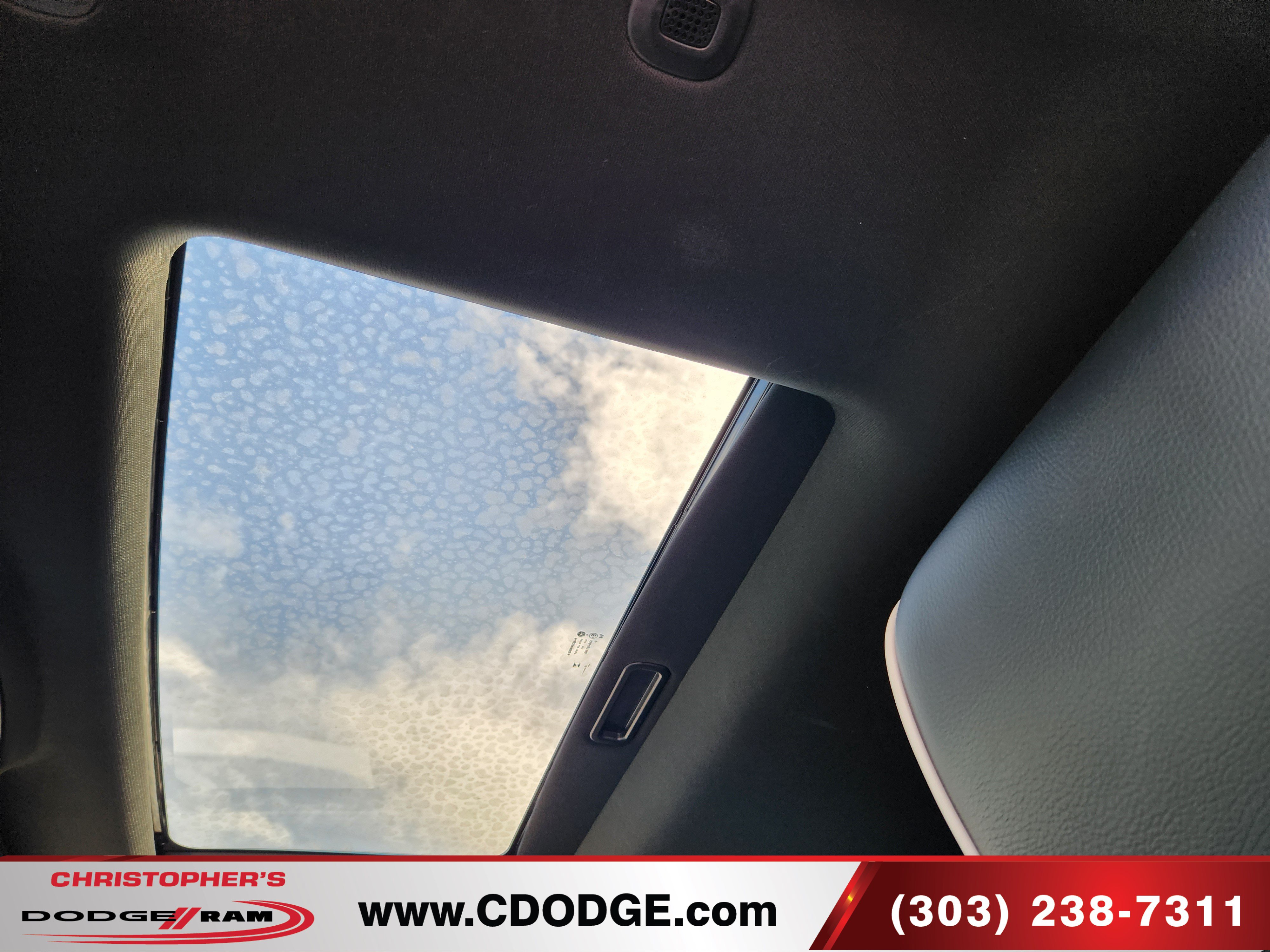 Used 2026 RAM 2500 Laramie AWD/4WD image 17