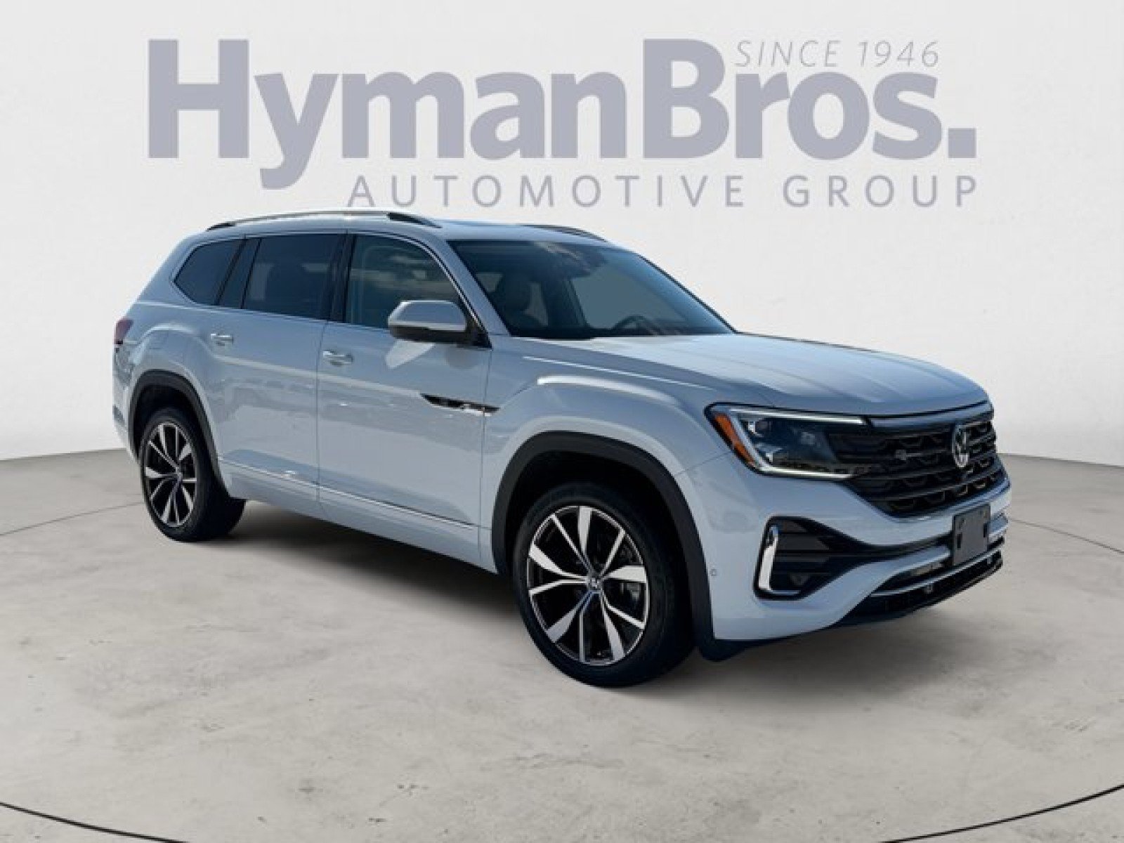 Used 2025 Volkswagen Atlas SEL Premium R-Line