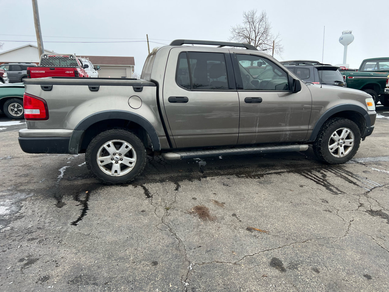 Used 2007 Ford Explorer Sport Trac XLT image 4