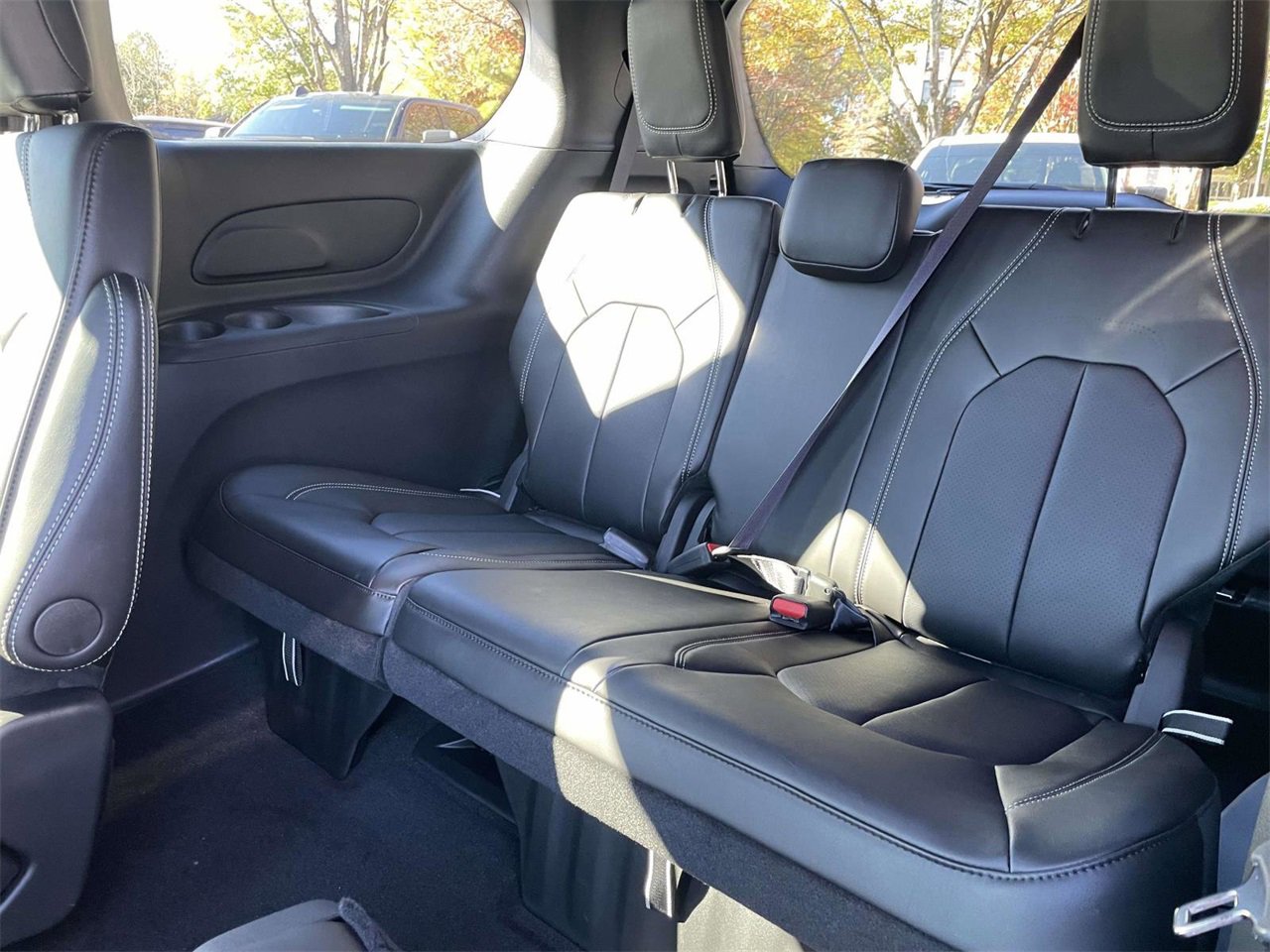 New 2026 Chrysler Pacifica Select image 29