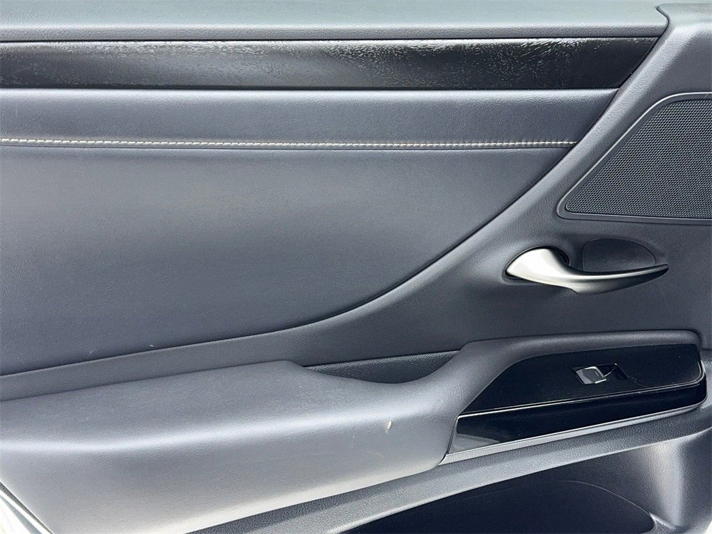 Used 2023 Lexus ES 350 w/ Premium Package image 43