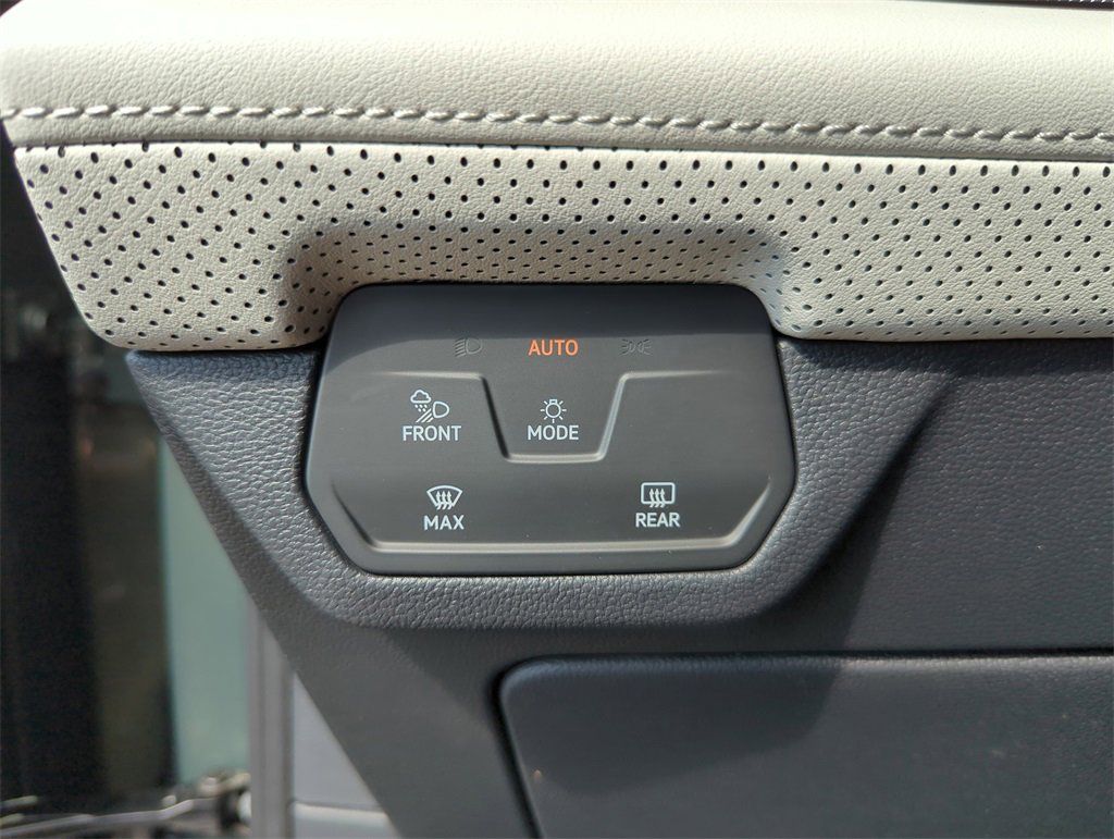 New 2026 Volkswagen Atlas Cross Sport SEL Premium R-Line image 35