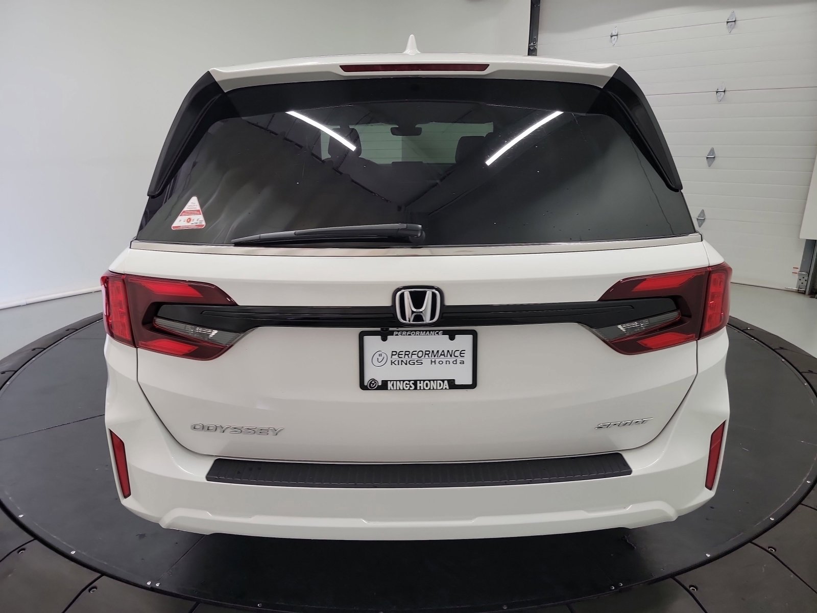 Certified 2025 Honda Odyssey Sport-L image 8