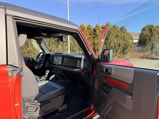 Used 2024 Ford Bronco Black Diamond image 14