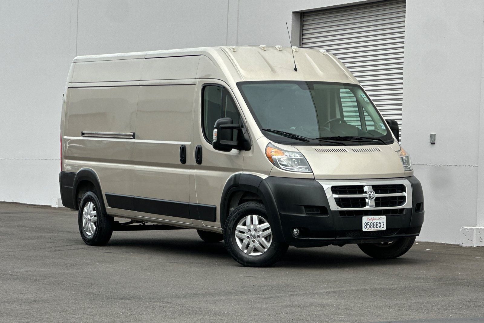 Used 2017 RAM ProMaster 2500 w/ Mopar Trailer Tow Group FWD image 2