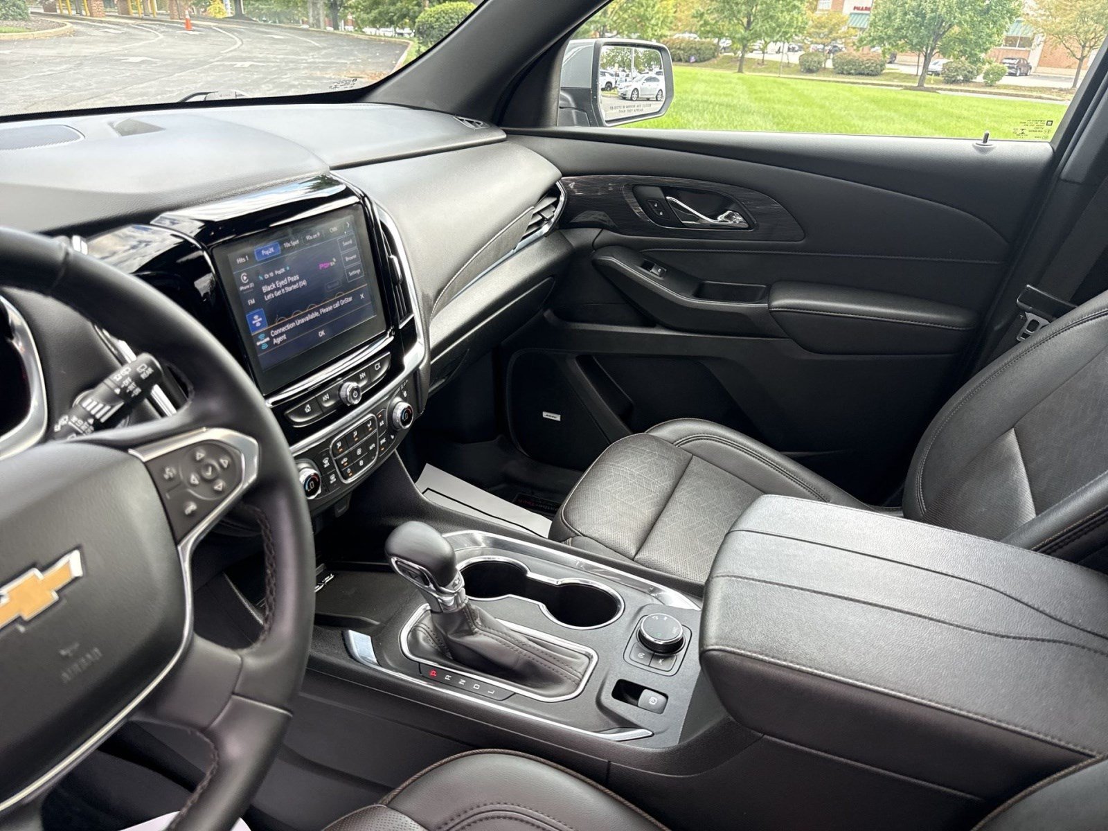 Used 2023 Chevrolet Traverse High Country AWD/4WD image 21