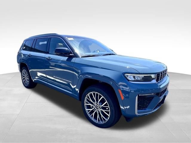New 2026 Jeep Grand Cherokee L Summit AWD/4WD image 9
