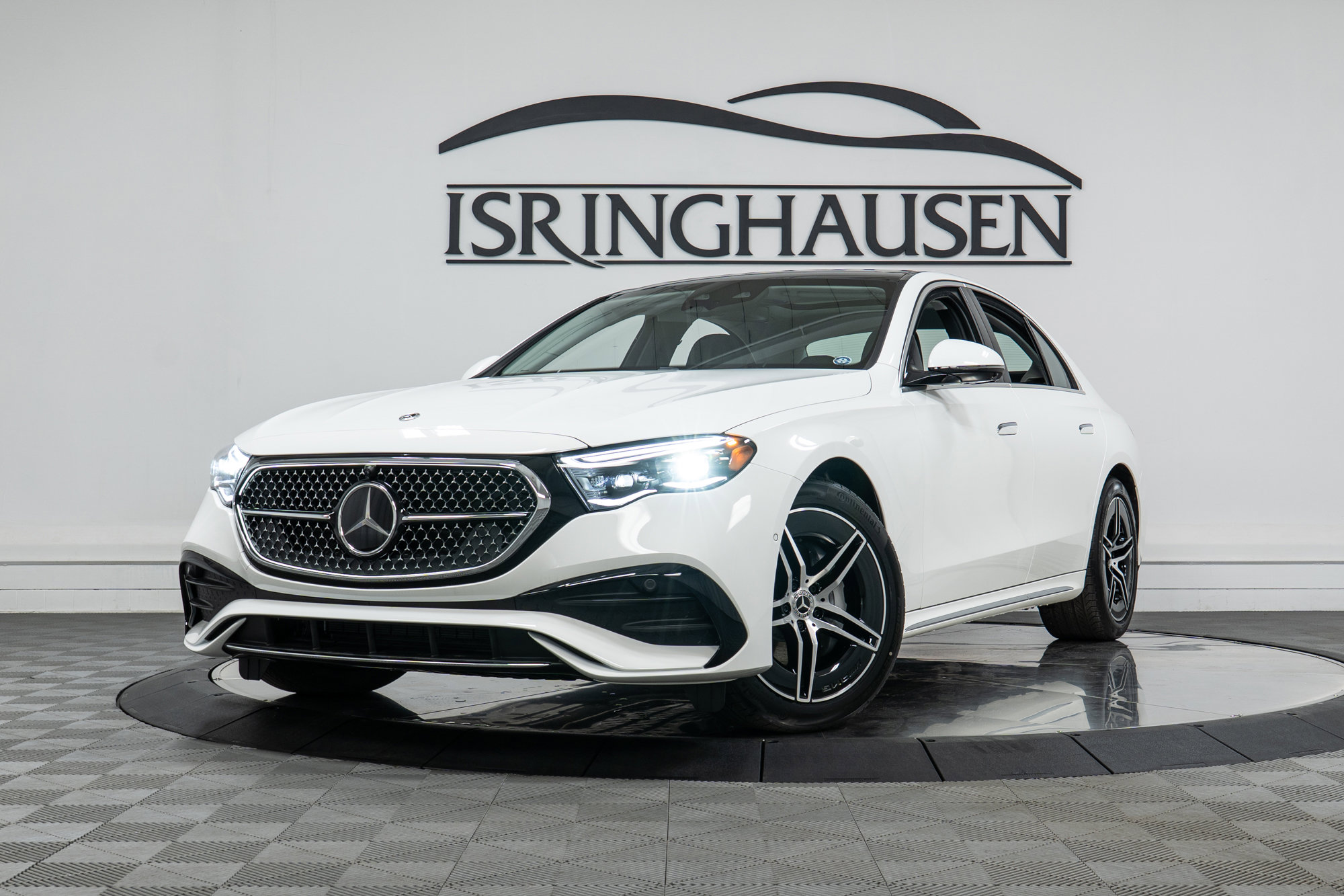 New 2025 Mercedes-Benz E 350 4MATIC Sedan image 28