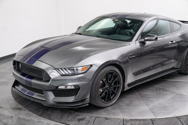 Used 2019 Ford Mustang Shelby GT350 w/ Technology Package image 9