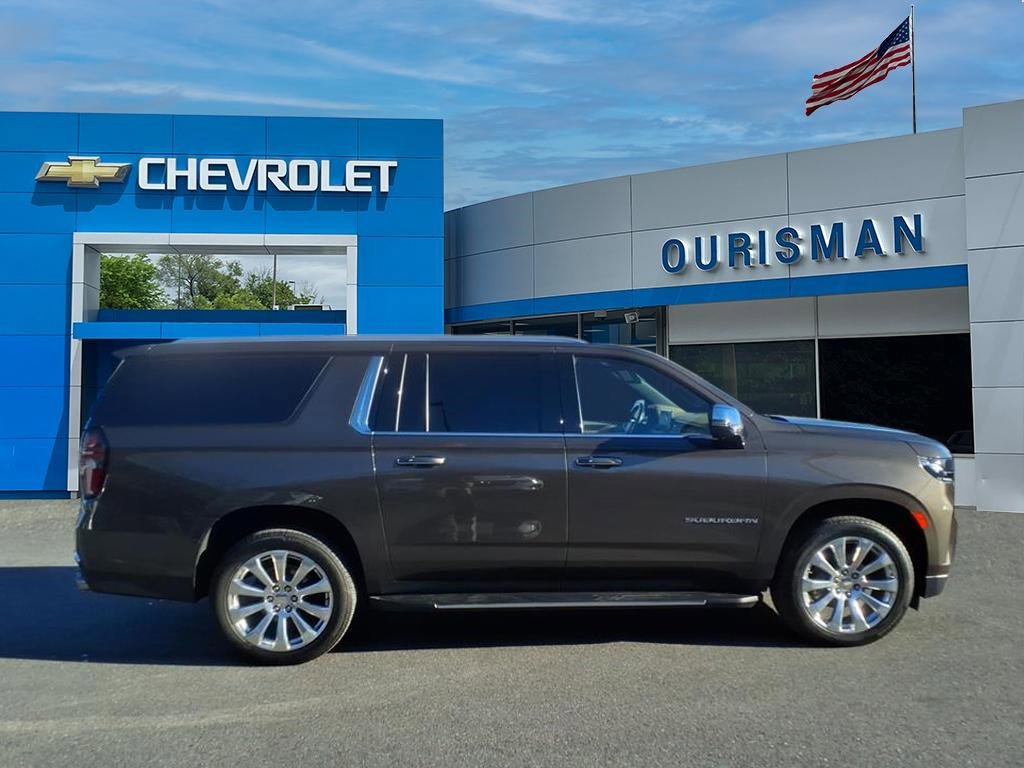 Used 2021 Chevrolet Suburban Premier image 2