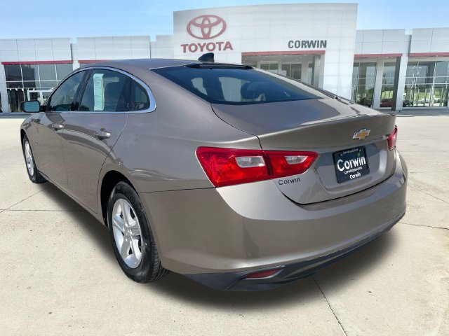 Used 2024 Chevrolet Malibu LS FWD image 3