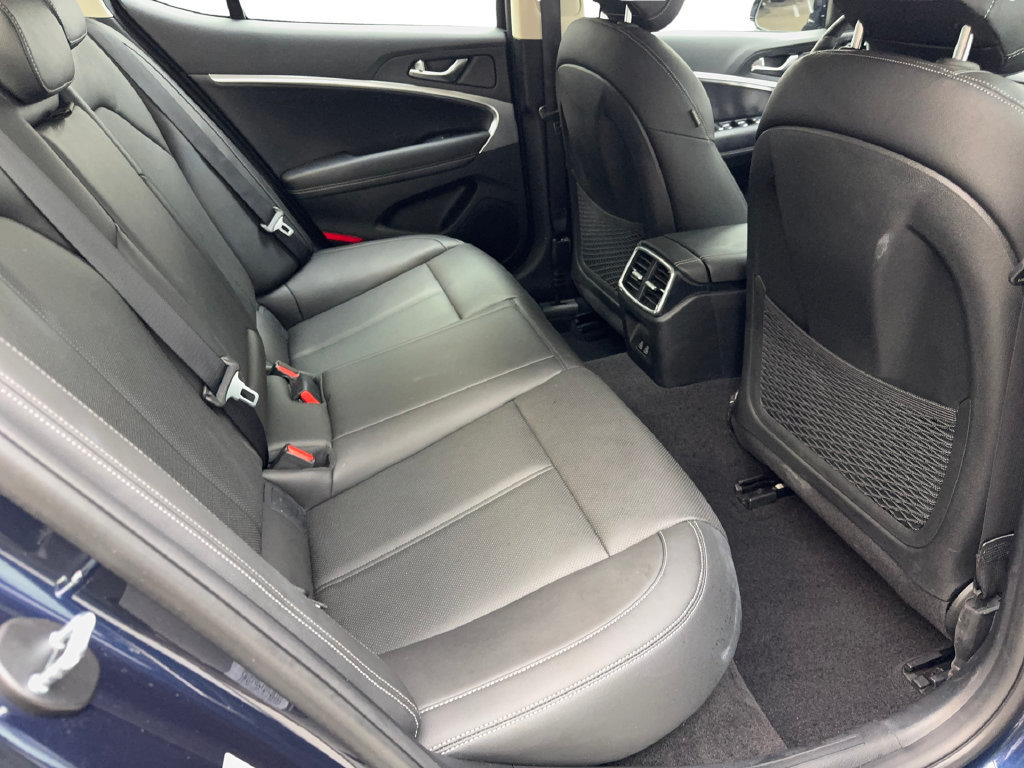 Used 2026 Genesis G70 2.5T RWD image 41