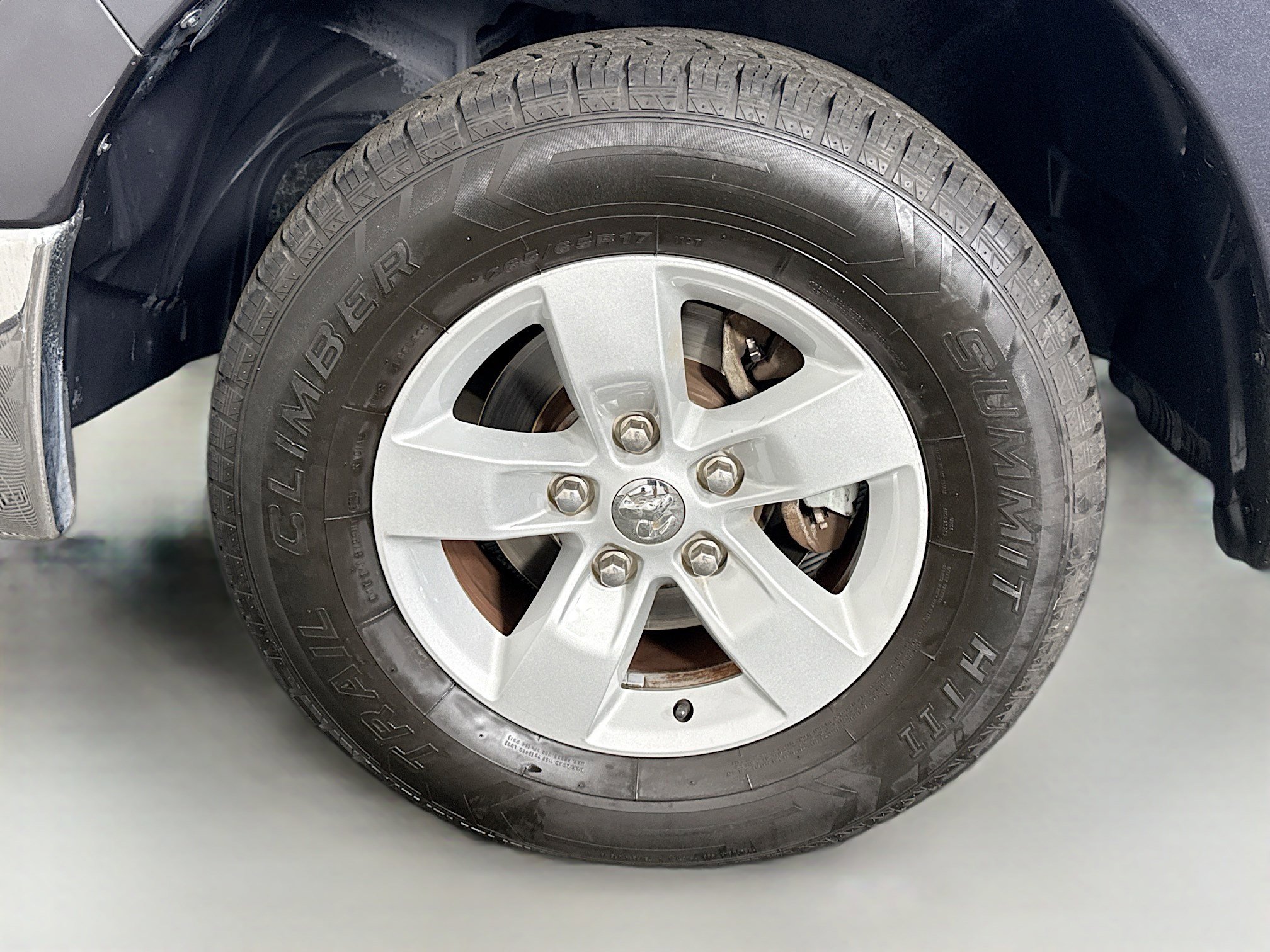 Used 2018 RAM 1500 Classic SLT RWD image 37