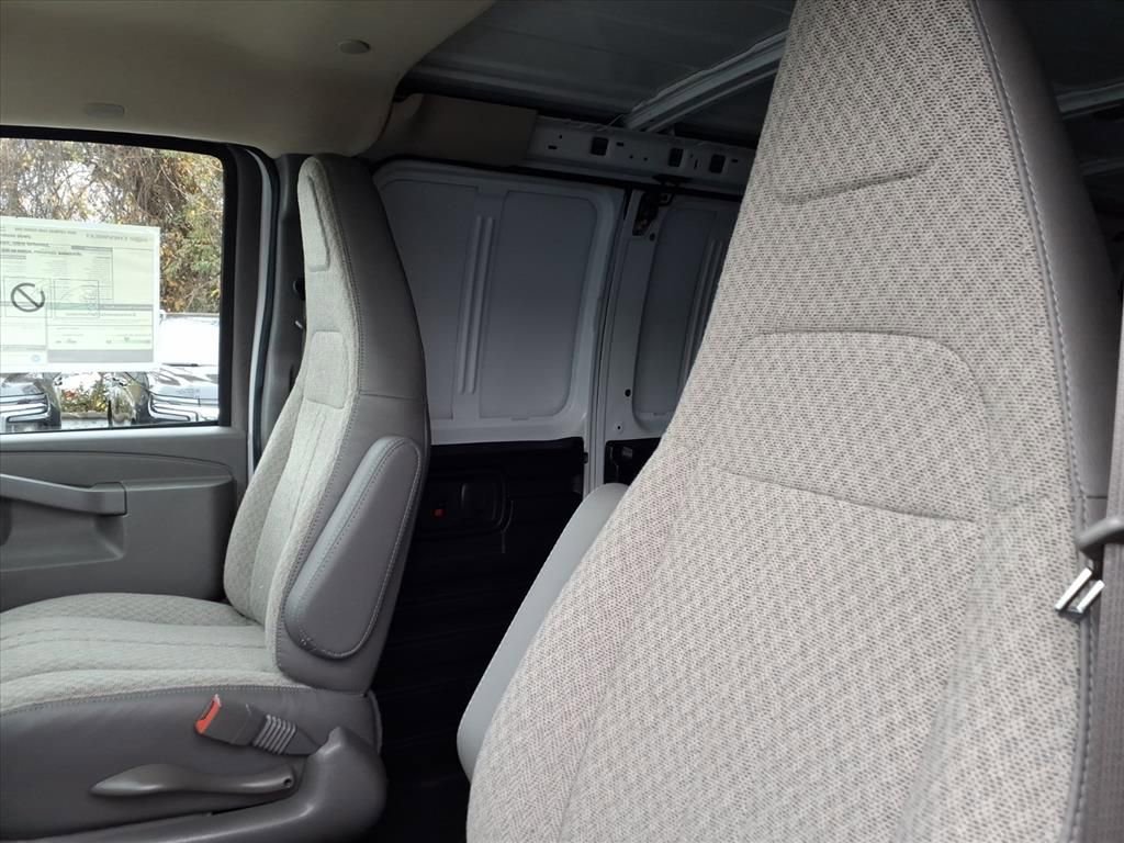 New 2025 Chevrolet Express 2500 w/ Driver Convenience Package image 11