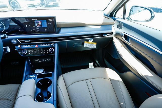 New 2026 Hyundai Sonata Limited FWD image 18
