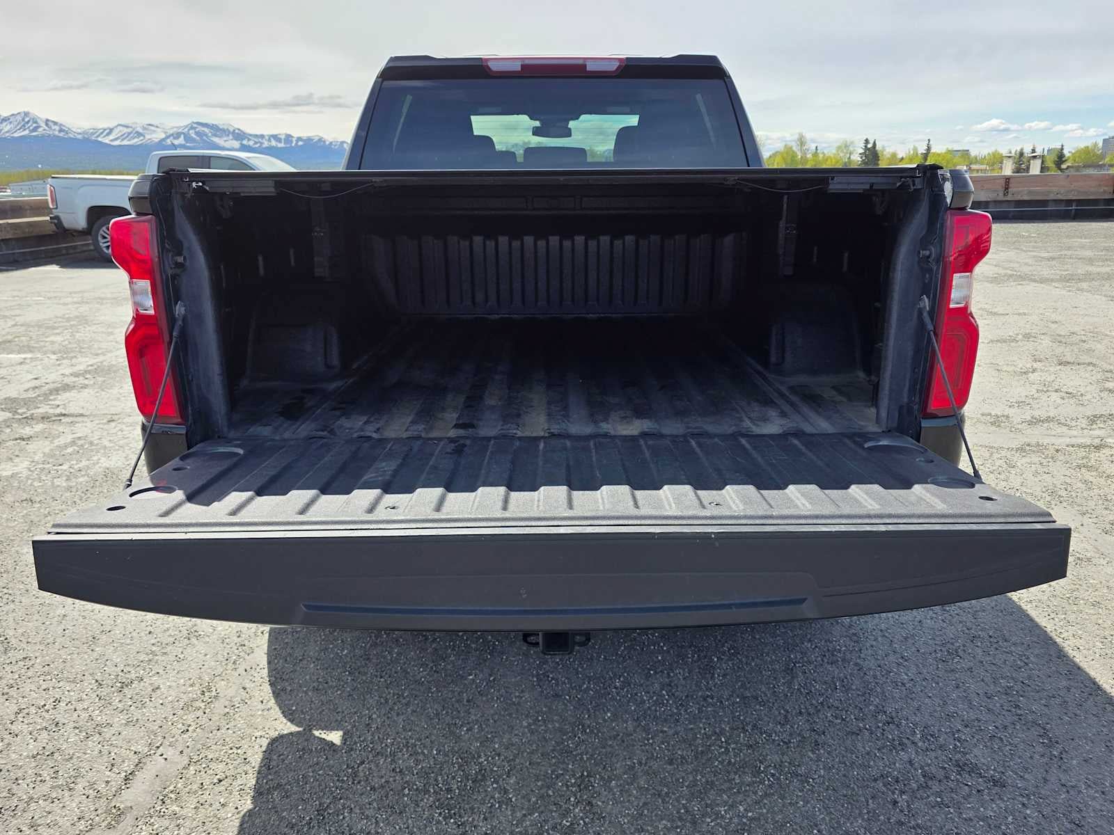 Used 2023 Chevrolet Silverado 1500 LTZ AWD/4WD image 13