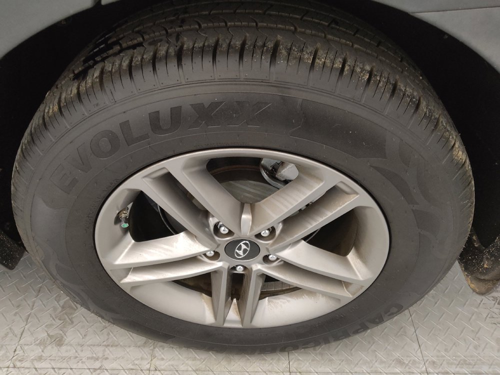Used 2018 Hyundai Santa Fe Sport w/ 2.4L Value Package 02 image 31