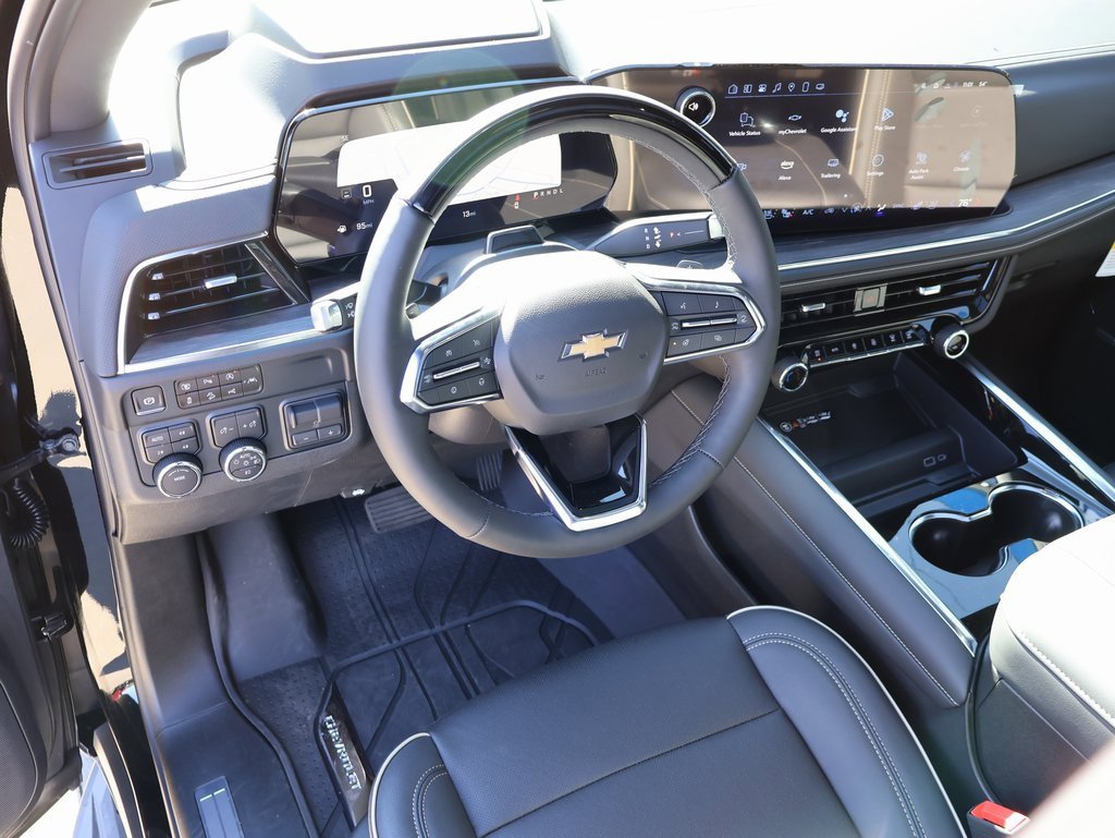 New 2025 Chevrolet Suburban Premier image 26