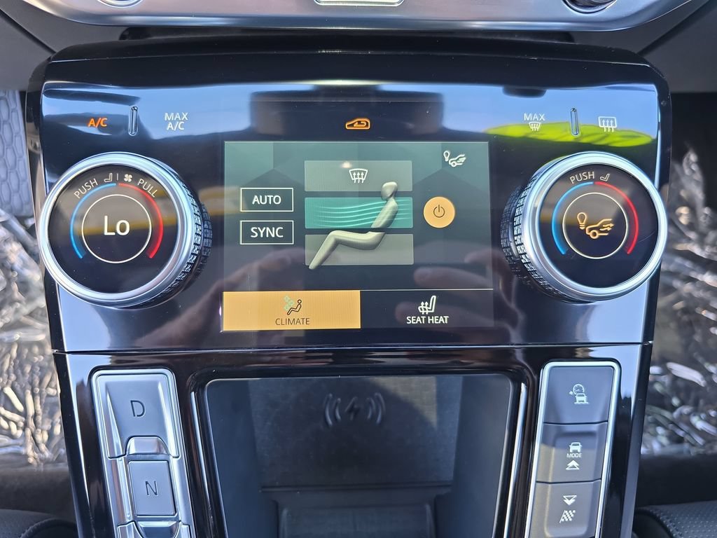 Certified 2024 Jaguar I-PACE R-Dynamic HSE AWD/4WD image 24