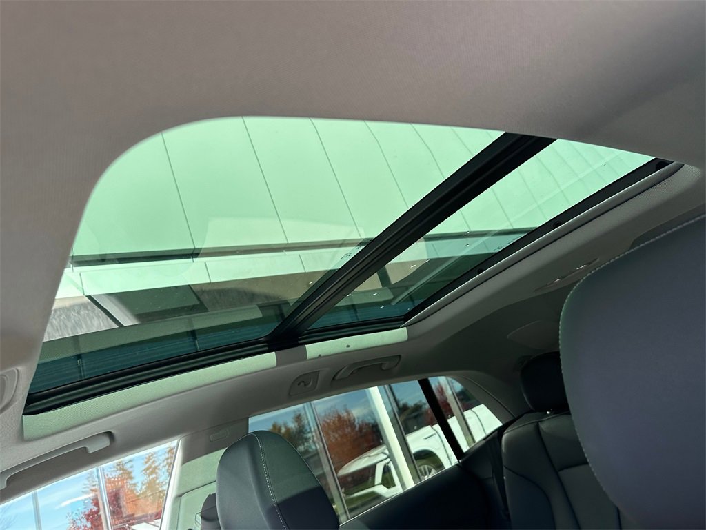 Used 2023 Audi Q8 Premium Plus w/ Premium Plus Package image 23