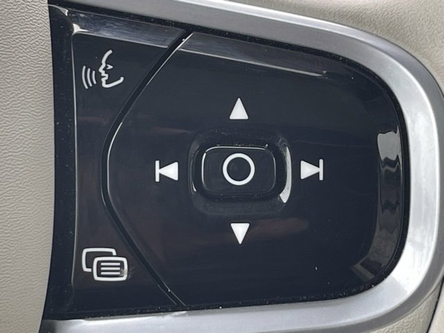 Used 2022 Volvo XC90 T8 Inscription Expression w/ Advanced Package image 25