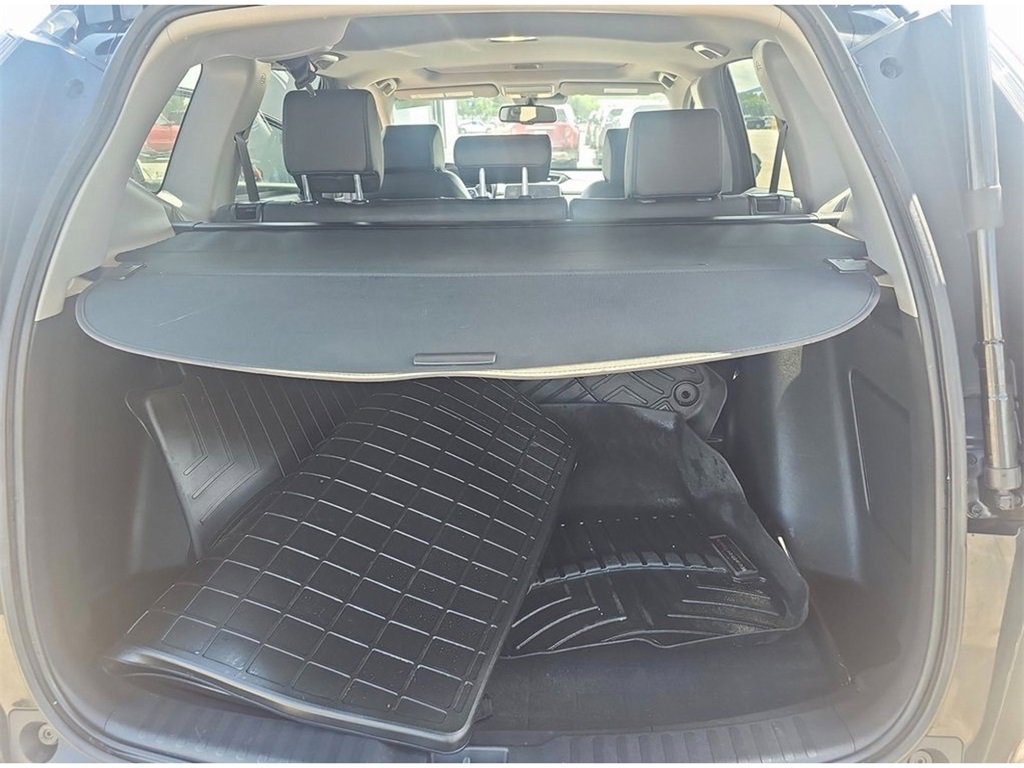 Used 2022 Honda CR-V Touring image 17
