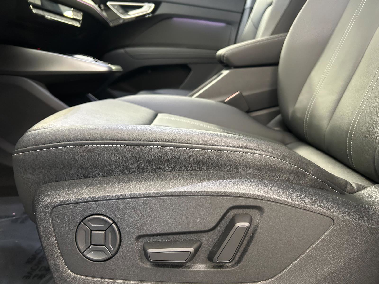 Certified 2025 Audi Q4 e-tron Premium Plus image 17