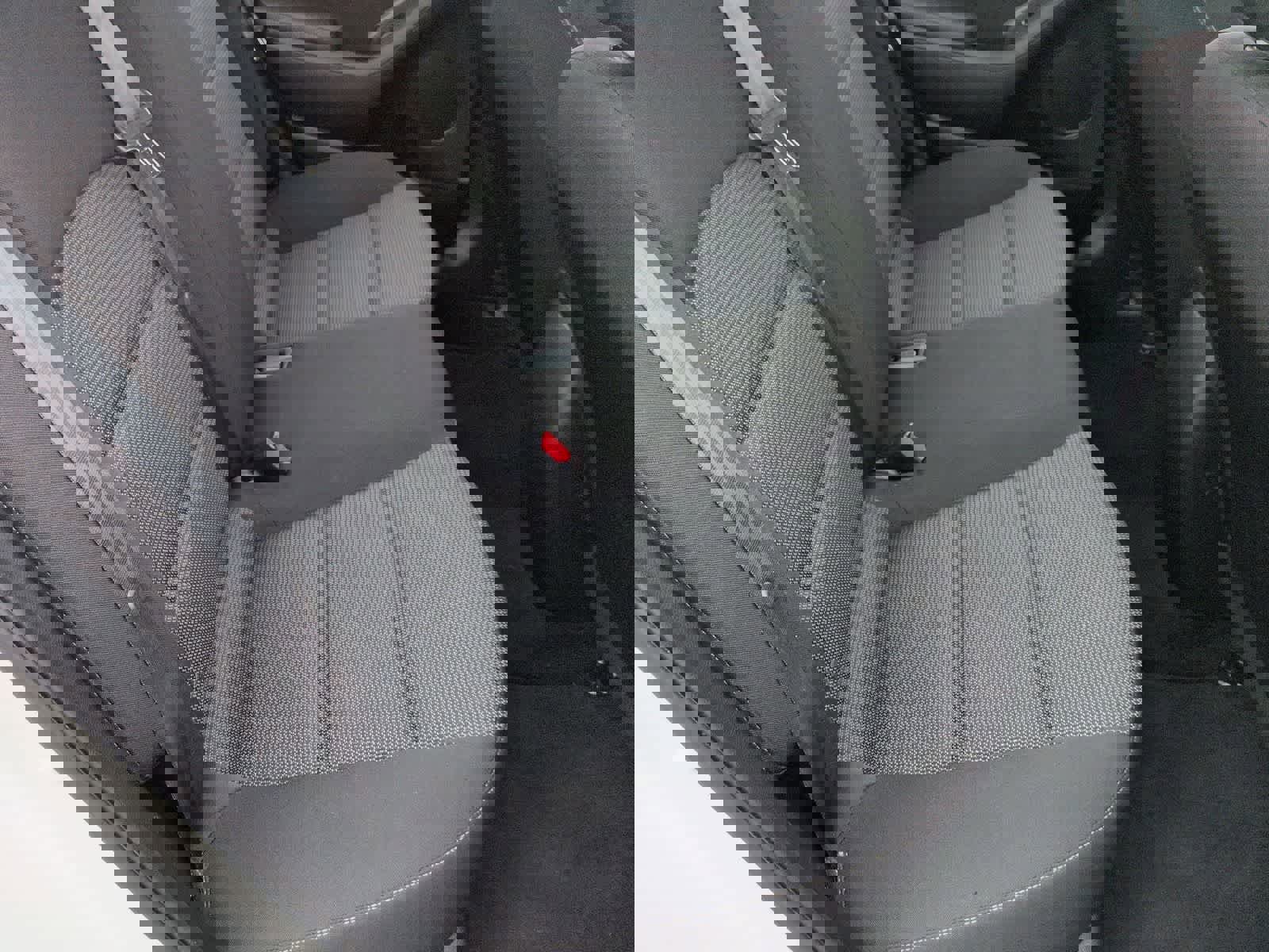 Used 2017 Kia Forte LX image 18