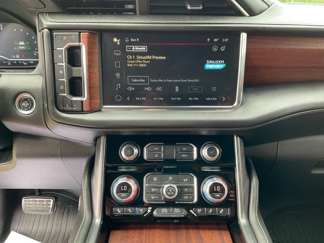 Used 2023 GMC Yukon Denali Ultimate AWD/4WD image 19