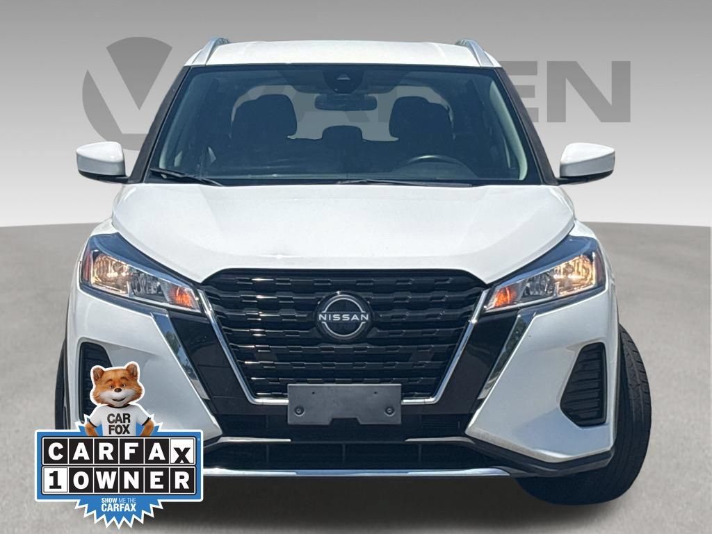 Used 2023 Nissan Kicks SV FWD image 2