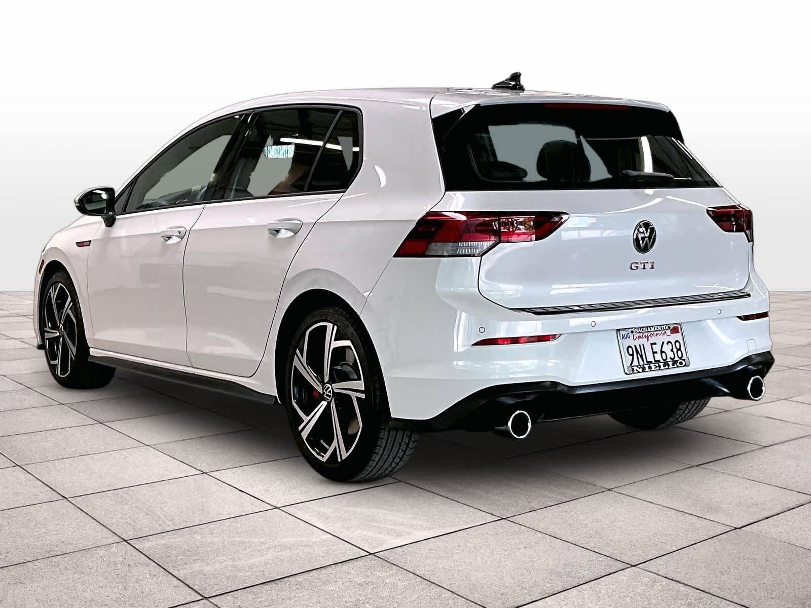Used 2024 Volkswagen GTI SE FWD image 14