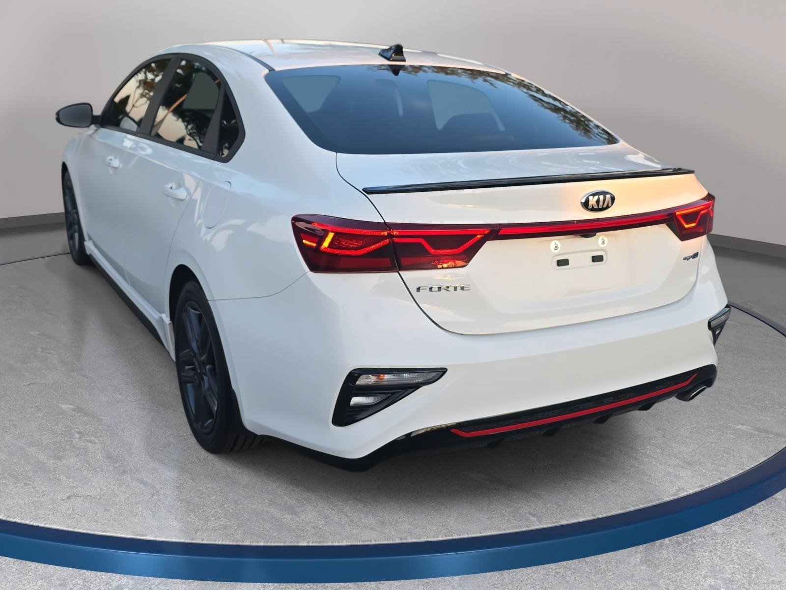 Used 2020 Kia Forte GT-Line w/ GT-Line Premium Package FWD image 7