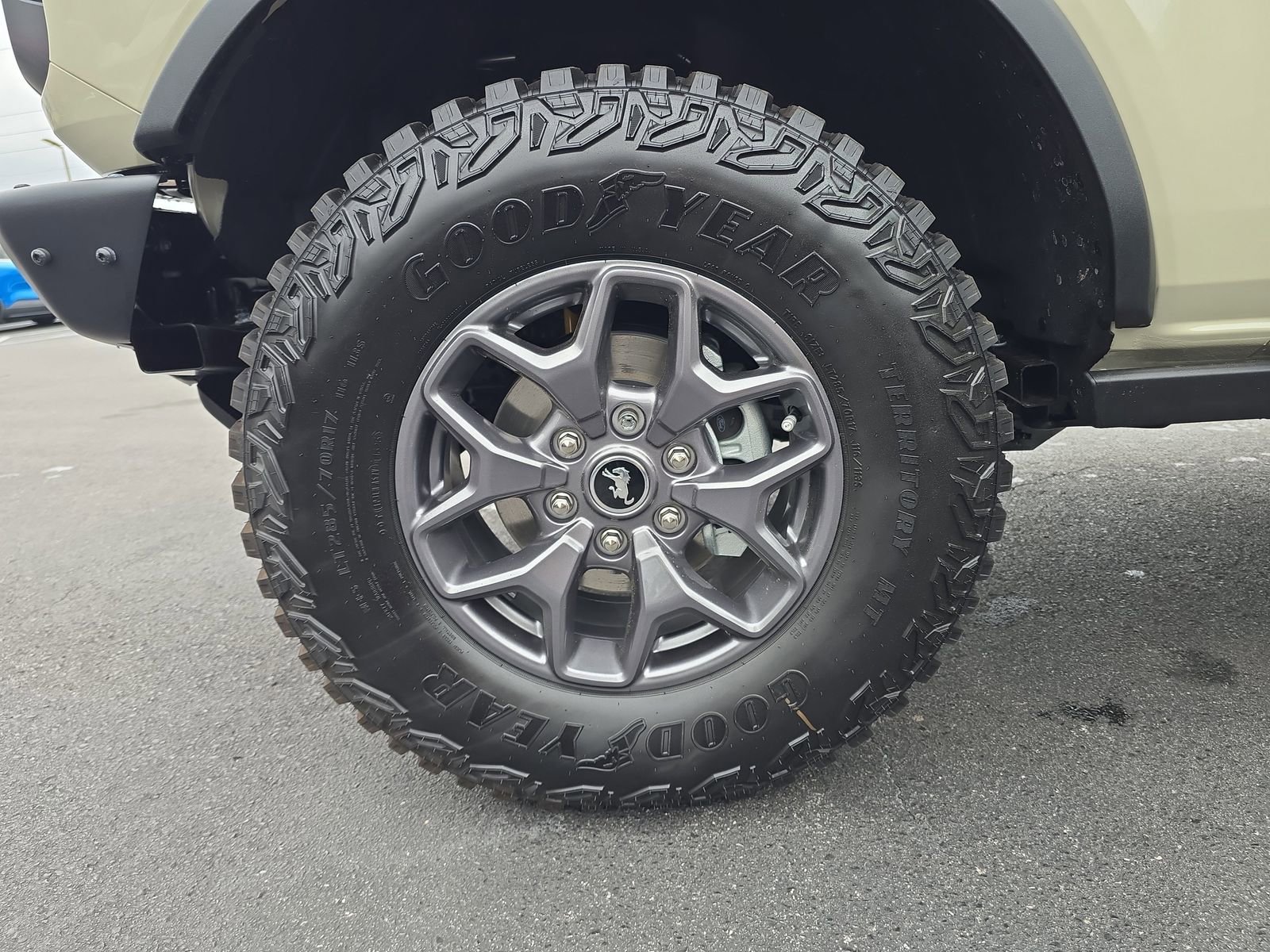 New 2025 Ford Bronco Badlands image 25