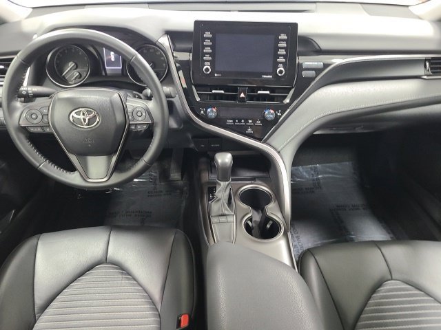 Used 2024 Toyota Camry SE FWD image 2