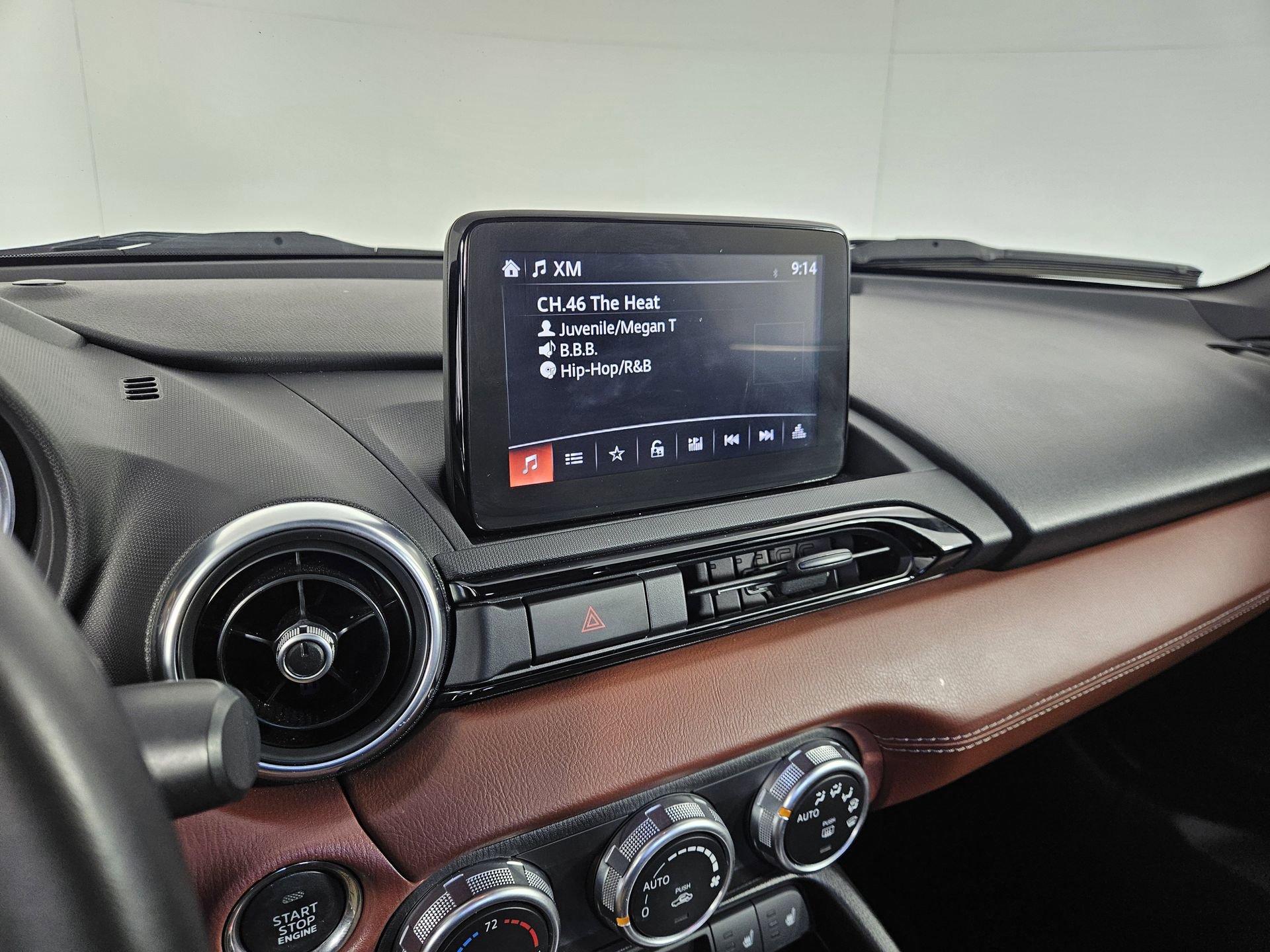 Used 2018 MAZDA MX-5 Miata RF Grand Touring RWD image 28