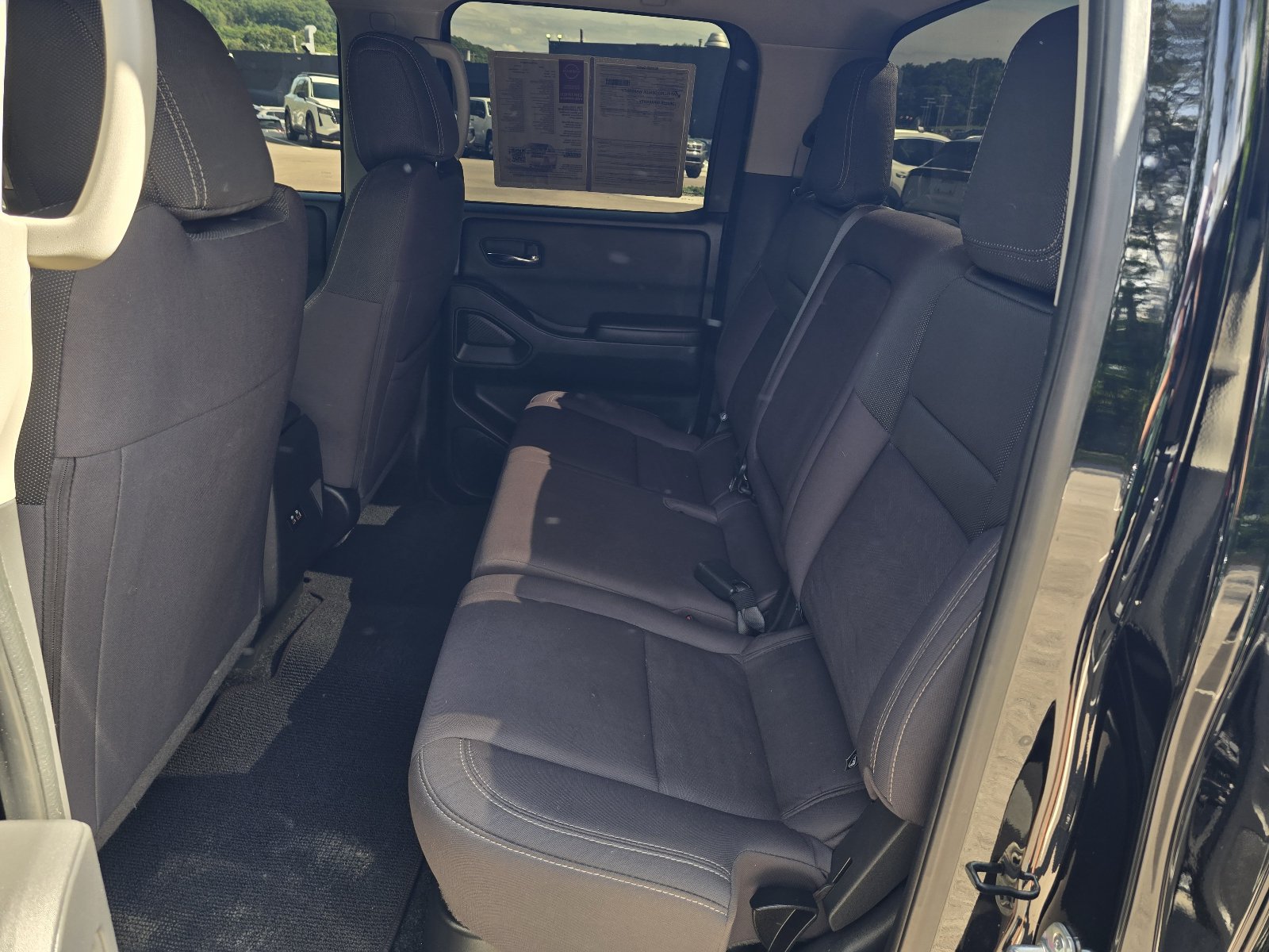 Certified 2023 Nissan Frontier SV AWD/4WD image 12