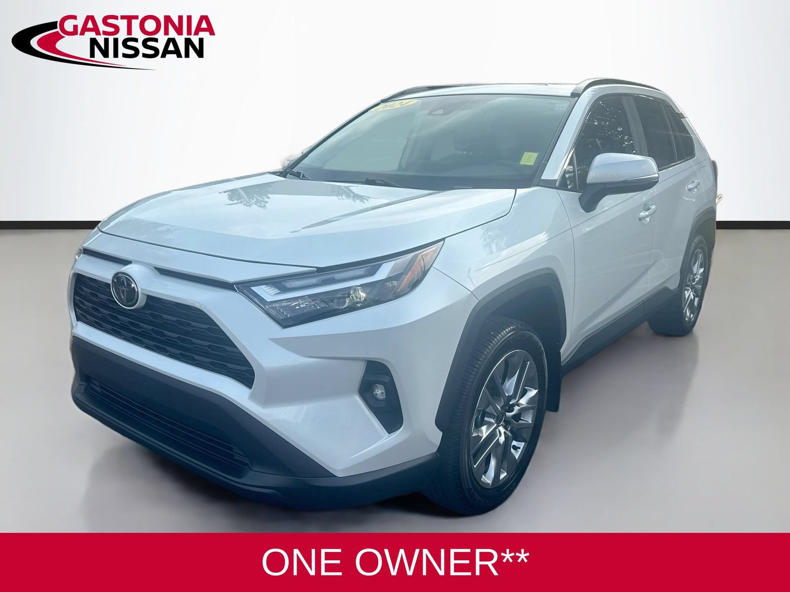 Used 2024 Toyota RAV4 XLE Premium FWD video 3