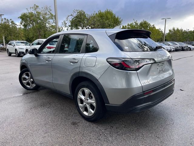 Used 2024 Honda HR-V LX image 3