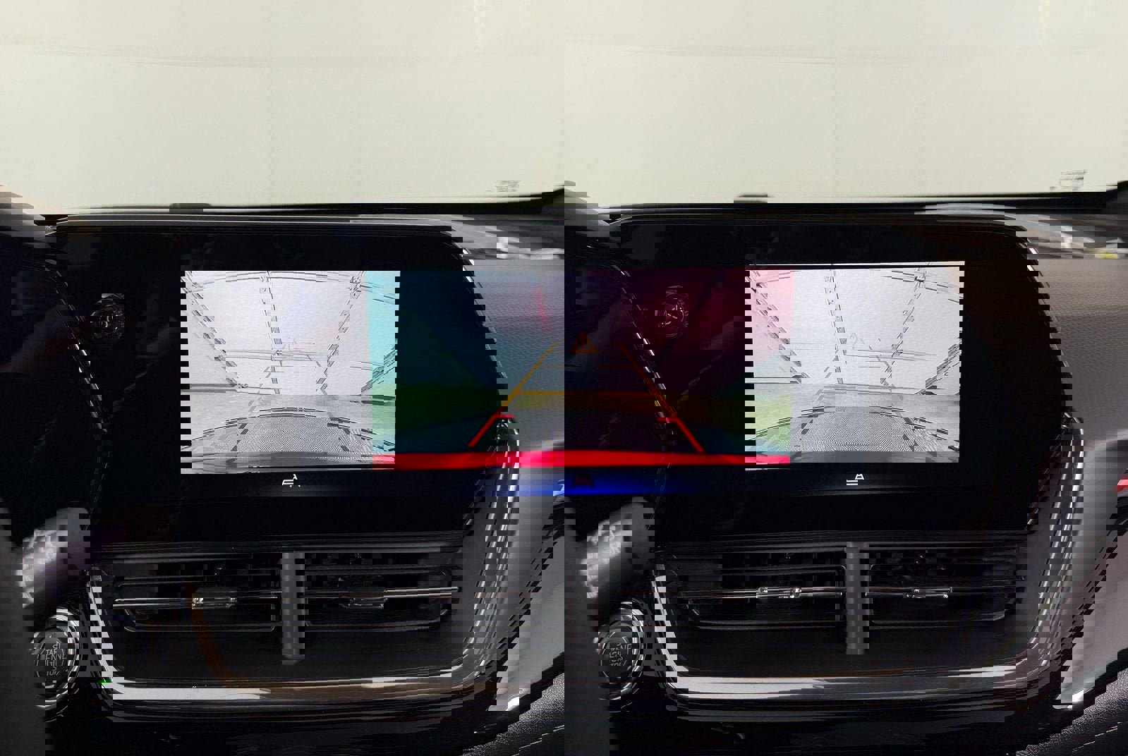 New 2026 Chevrolet Trax RS w/ Sunroof Package image 25