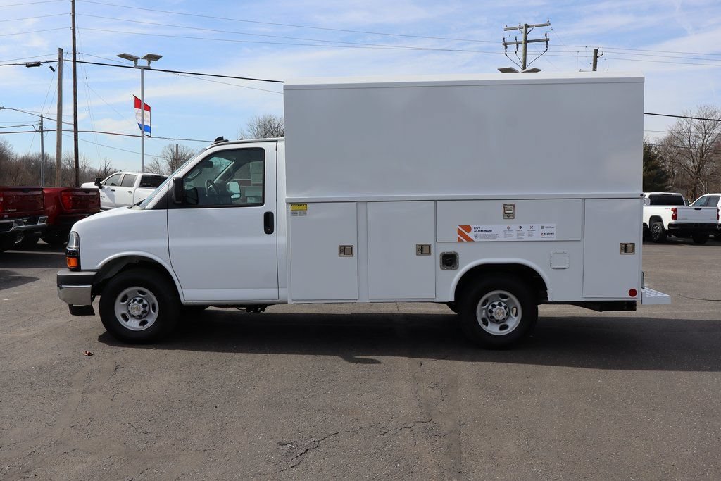 New 2026 Chevrolet Express 3500 w/ Power Convenience Package RWD image 23