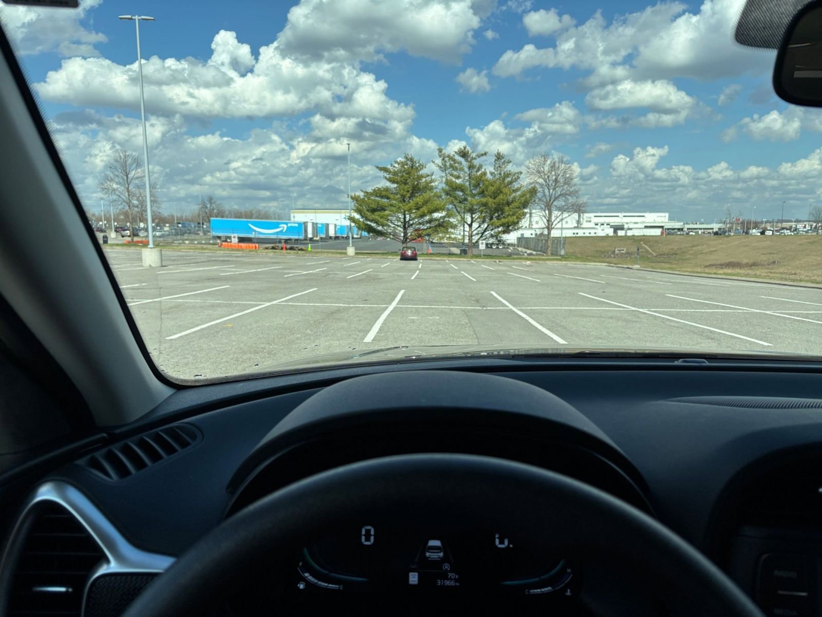 Used 2025 Kia Soul LX w/ LX Technology Package image 32