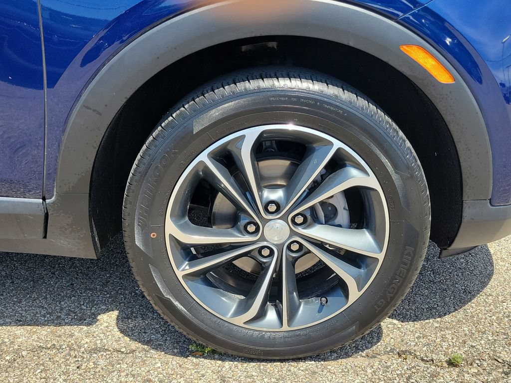 Used 2023 Buick Encore GX Select w/ Safety Package II FWD image 5