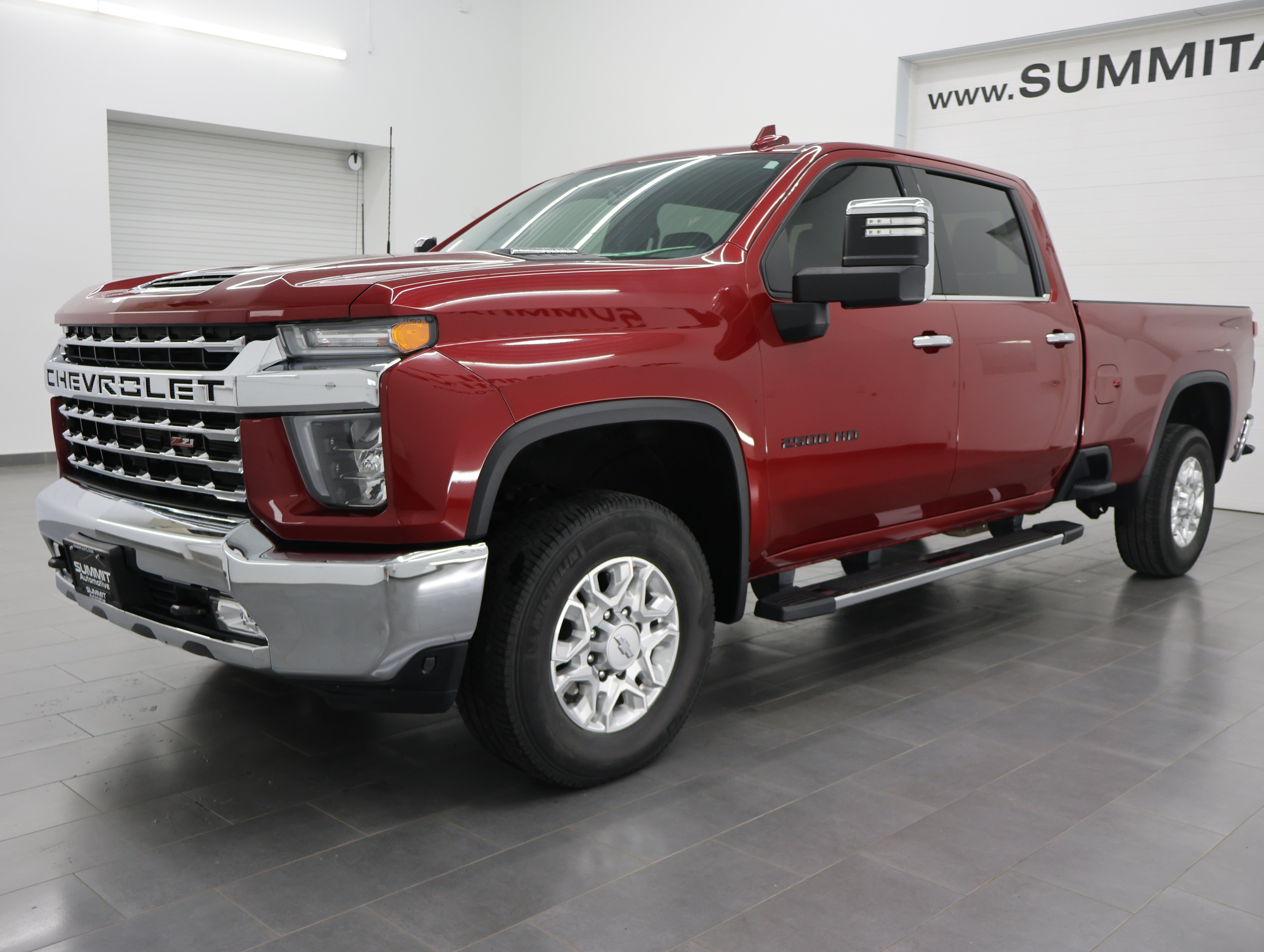 Used 2020 Chevrolet Silverado 2500 LTZ w/ Z71 Off-Road Package AWD/4WD image 7