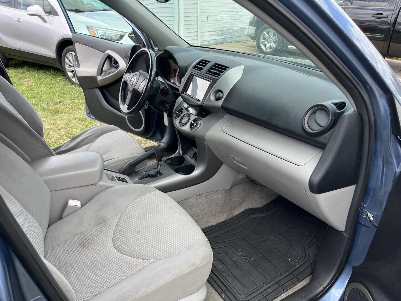 Used 2007 Toyota RAV4 Limited AWD/4WD image 23