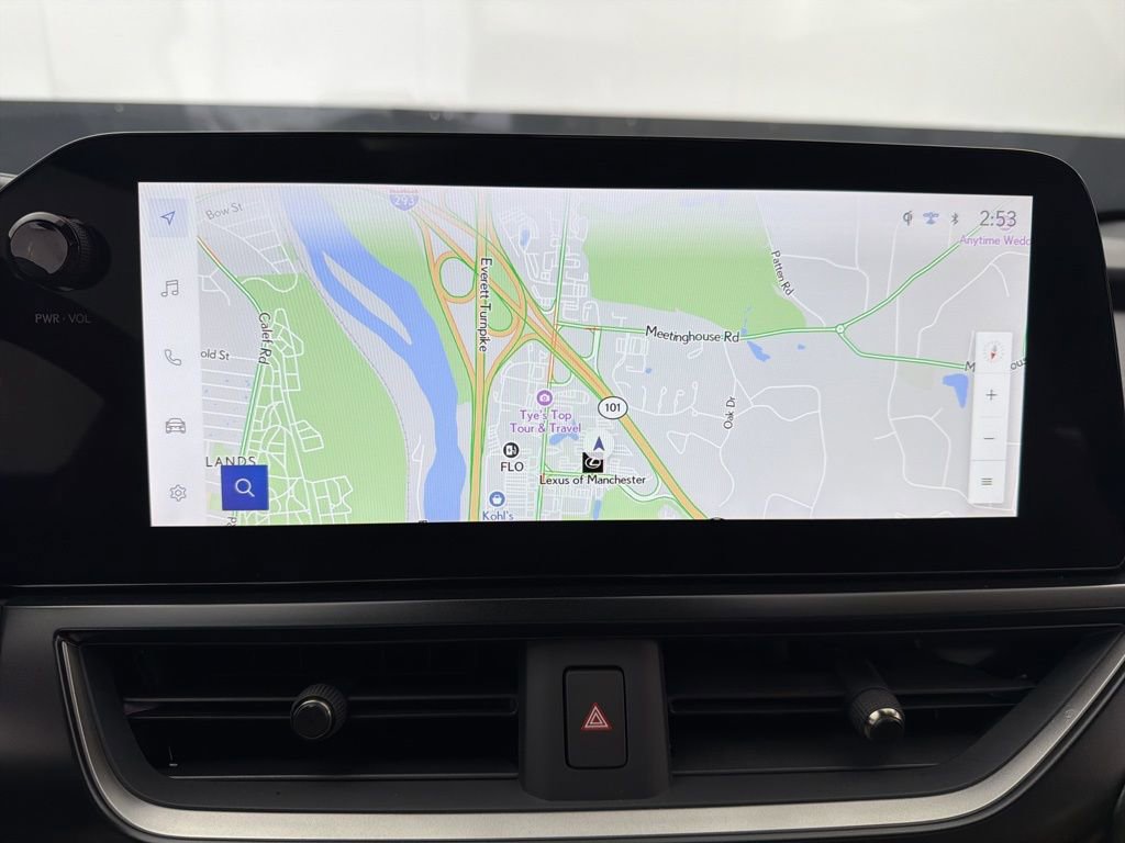 Used 2024 Lexus UX 250h AWD w/ Premium Package image 18