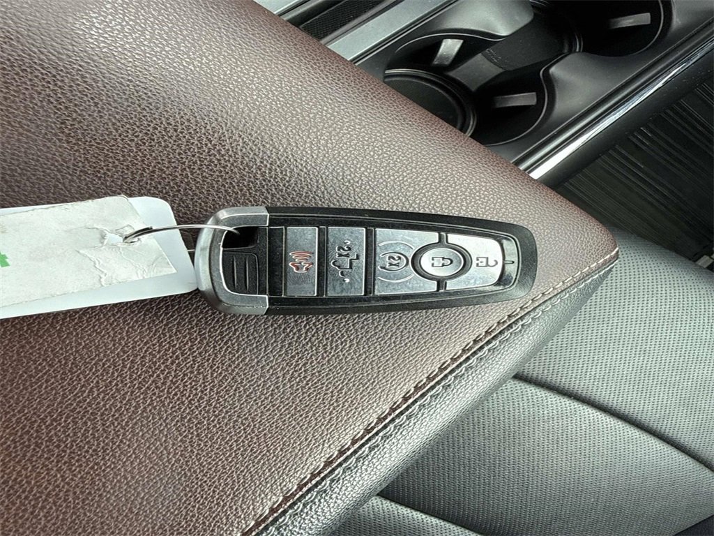 Used 2021 Ford F150 Lariat w/ Equipment Group 502A High image 36