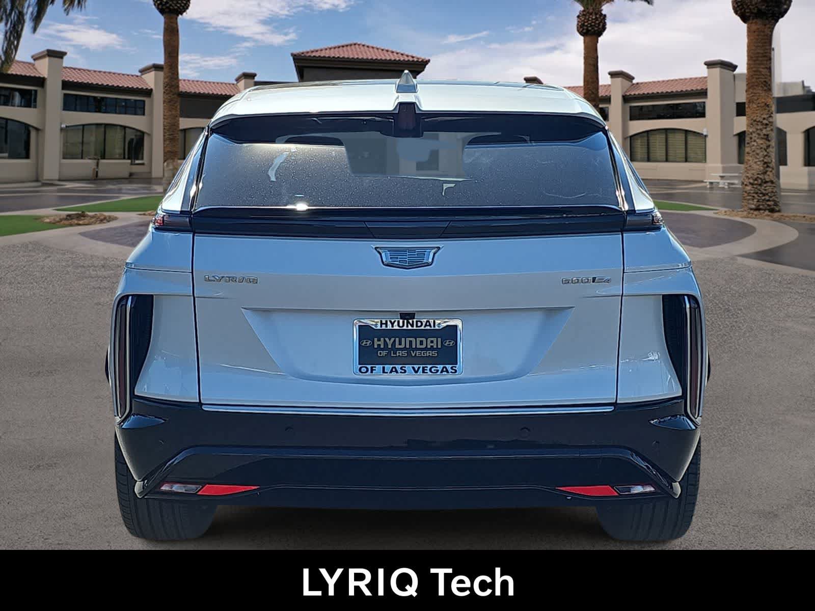Used 2024 Cadillac Lyriq Tech AWD/4WD image 7