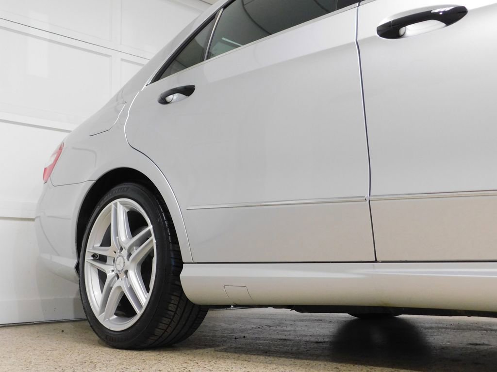 Used 2013 Mercedes-Benz E 350 4MATIC Sedan image 10